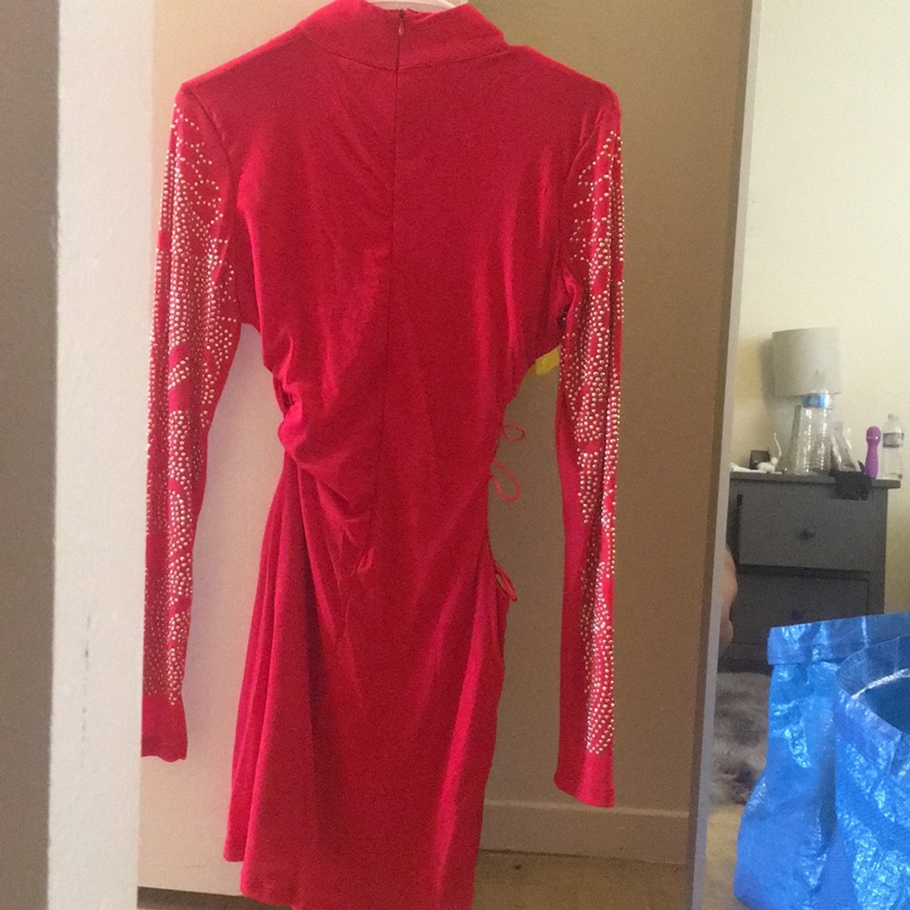Dress - Picture 2 of 2